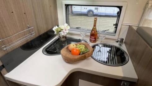 5p Challenger semi-integrated uit 2015