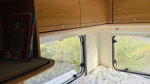 4p Bürstner semi-integrated uit 2003