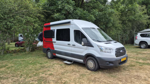 Ferry de Ford  – 2p Ford bus from 2024