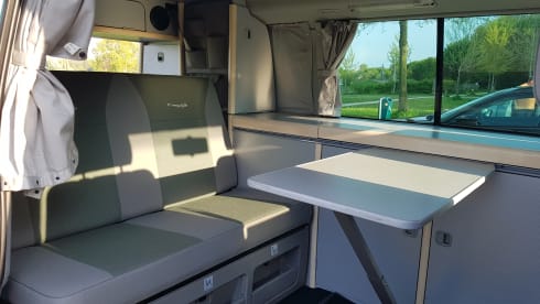 Beautiful and powerful T4 Volkswagen camper bus
