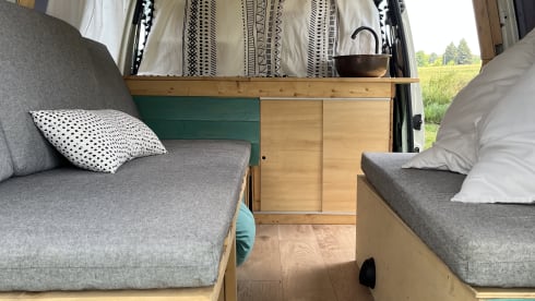 Jiek – Wine van WITH HEATING