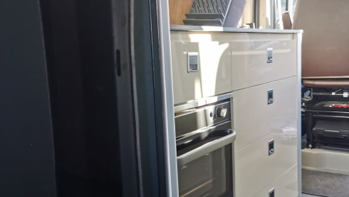 Benny  – High Spec, 2 berth genuine 'OFF GRID' 2016 Peugeot Boxer. 