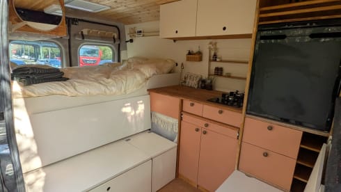 Juliet – Bus Peugeot 2 places à partir de 2025