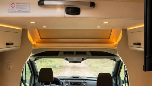 BRUTUS – 4p Sunlight semi-integrato dal 2026