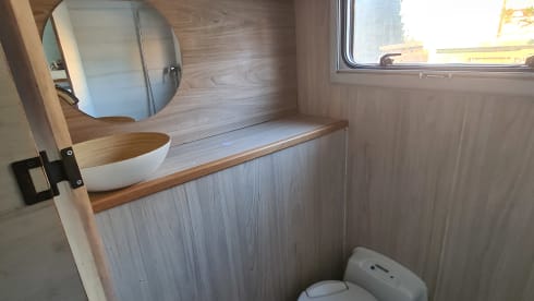 Lucas – Diego Camper Renovated full optional