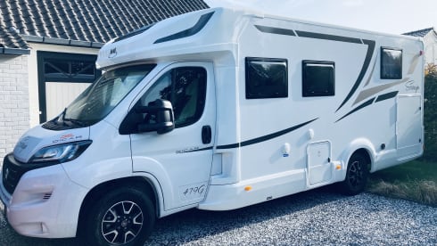 Queen McLouis – 5p McLouis semi-integrated uit 2023
