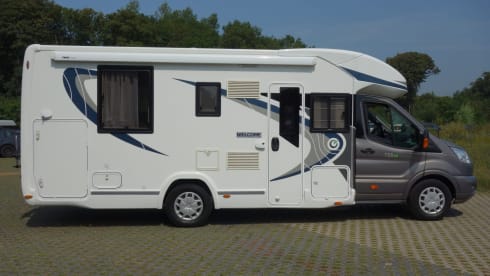 Chausson Welcome 728EB – Embark on an adventure with our Chausson Welcome 728 EB! 🚐✨