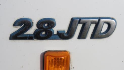 Fien – 4p Dethleffs semi-integrated from 2002