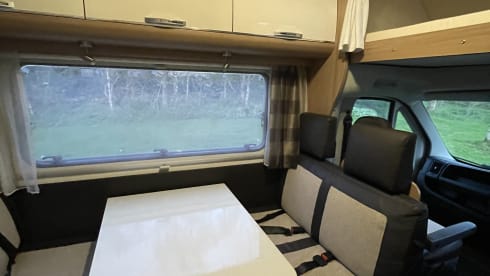 6 berth Sun Living A49DP