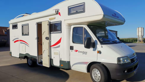 6p Fiat alcove from 2006