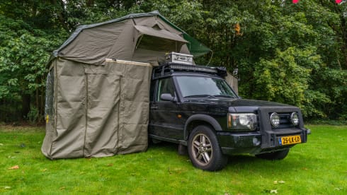 Charles  – Land Rover Disco II met rooftop tent