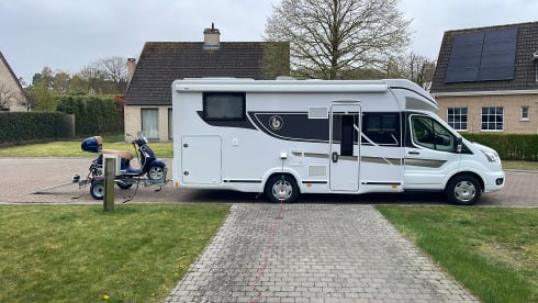 ZENMOBIEL – Camping-car Benimar Cocoon 468 neuf en parfait état !!! 