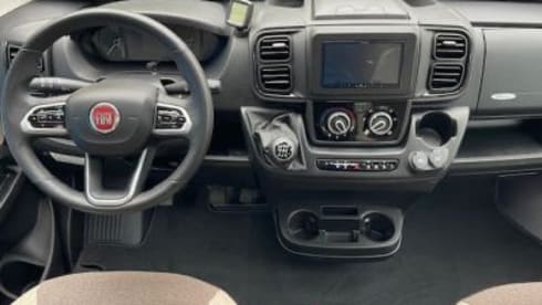 2p Karmann bus uit 2022