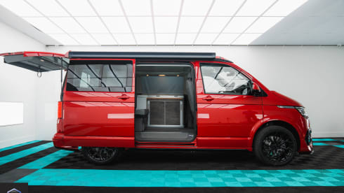 Weekender One – 4 berth Volkswagen campervan - AUTOMATIC