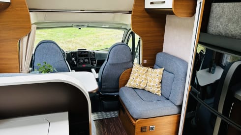 Ariël – Haus auf Rädern! Fiat Alcove mit 4 Sitzen aus dem Jahr 2013