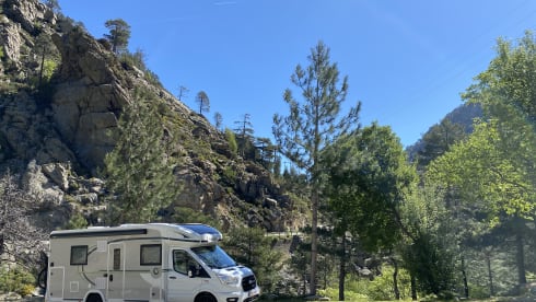 Luxe gezinscamper – Chausson 720 Titanium Premium Nordic Edition