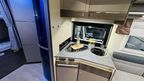 Challenger 380 automatic 4 persons