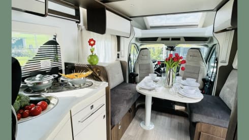 12. Cook – Luxury Motorhome Benimar Tessoro 468 Northautokapp