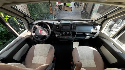 4p Adria Mobil semi-integrated from 2012