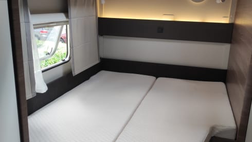 Knaus Familien Wohnmobil mit Hubbett