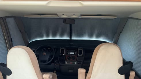"Popeye II' – Very luxurious, spacious 4p Hymer B514 CL Silver Line, XXL garage, 160 hp