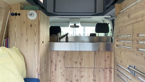 Aster – 4p Volkswagen campervan from 2024