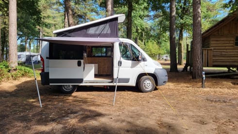 Q-bus – Compact and complete camper