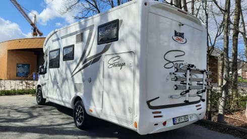 MC LOUIS 460 My home is where my camper is!