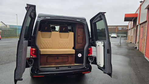 Vernon  – VW CAMPER - COMPACT & LUXURY. 