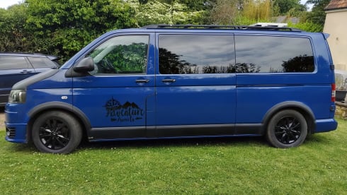 Adventure Awaits – Newley converted 2 to 4 berth Volkswagen campervan