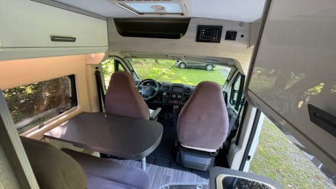 CamperVamos XL – On a nature adventure with the camper.