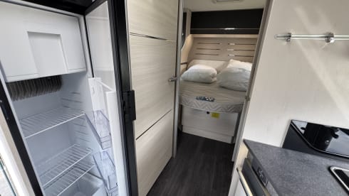 Chanson! – Beautiful Chausson 788 from 2021. Completely complete!