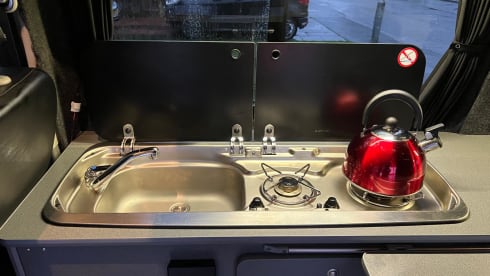 Heidlz – 4 berth Volkswagen campervan from 2011