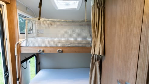 Brutus – 2018 - Luxury Hymer Carado with 6 sleeping places with great comfort