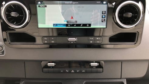 HYMER Free 600S AUTOMATIC Pop-Up