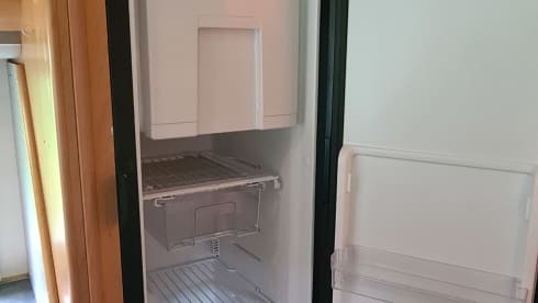 6 person family camper. Hymer integral from 2000