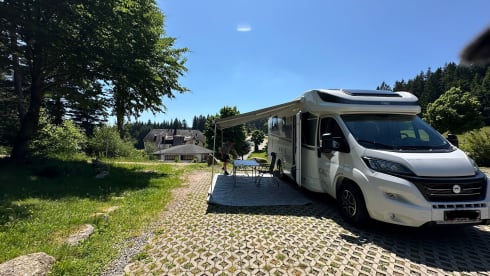 Brand new Semi-Integrated McLouis Carat 479G from 2024 