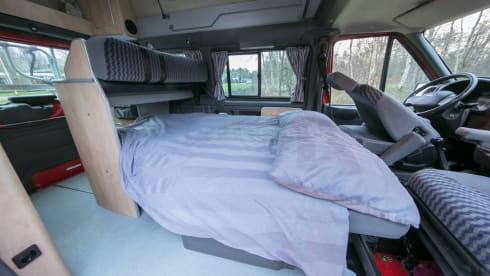 FORD WESTFALIA NUGGET  – Extra discount for 4 weeks' rental between mid-April and mid-May. Ask for more information!