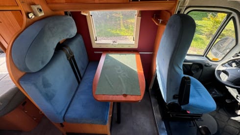 2p Fiat semi-integrated uit 2005