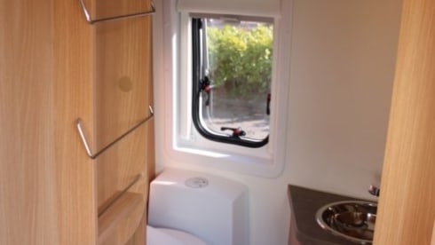 Unawatuna – Knaus Camperbus 2019, 640m long beds