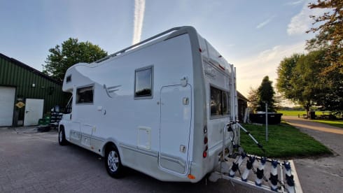 La bella vita – Luxury 6 person Arca Camper