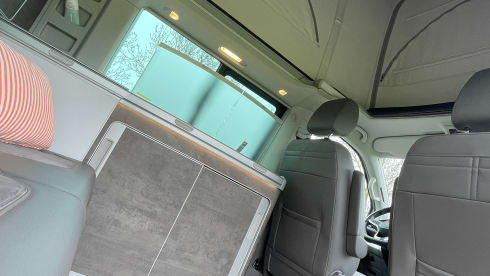 Camper Ben – Camper Ben: a comfy 2023 VW California Ocean