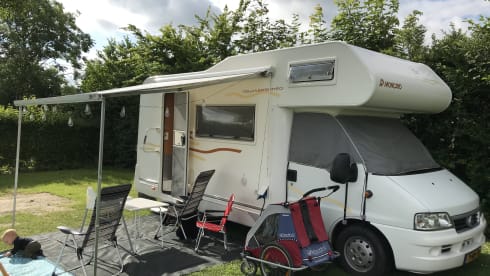 Visma Voiture – Cozy camper with bunk bed