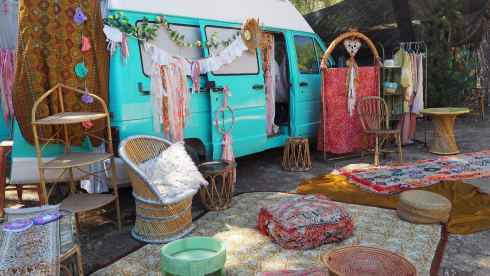 Ibiza hippie van Renault Traffic turquoise 