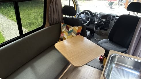 Vanchesca – 2p Mercedes-Benz bus uit 2013