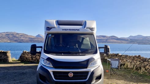 Vanessa  – 4 berth Weinsberg semi-integrated from 2019