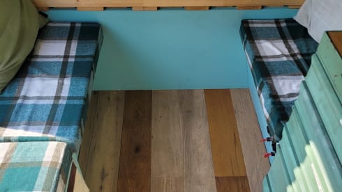 Surfisbus – Sustainable Crafter for 2 + 1 (a baby or child)