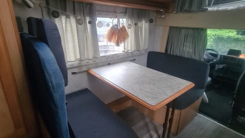 Jankies – Fiat Alcove 1998 🚎 max 5 persons 
