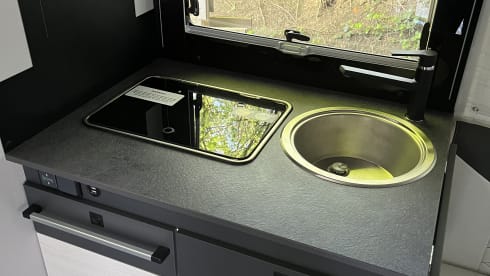 4p Chausson semi-integrated uit 2024