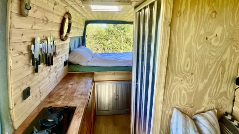 Siobvan – 2p Mercedes-Benz bus from 2014